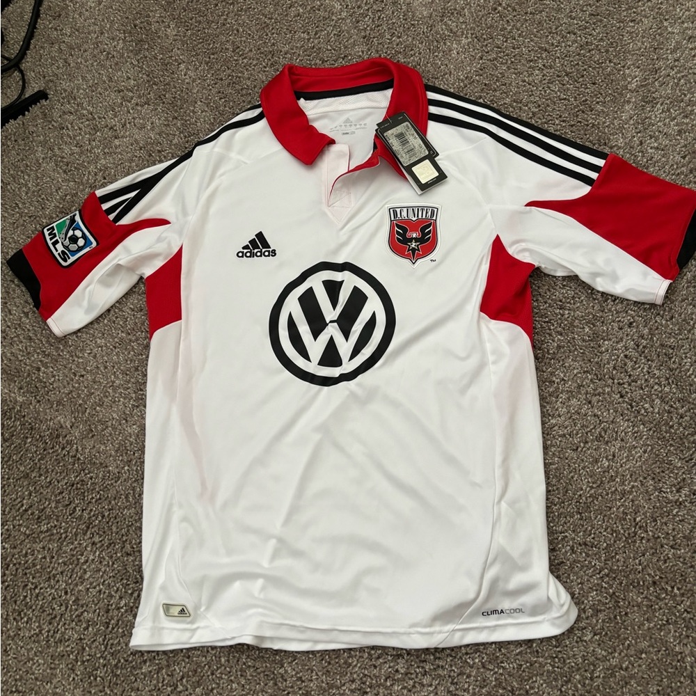 Adidas DC United men’s soccer jersey